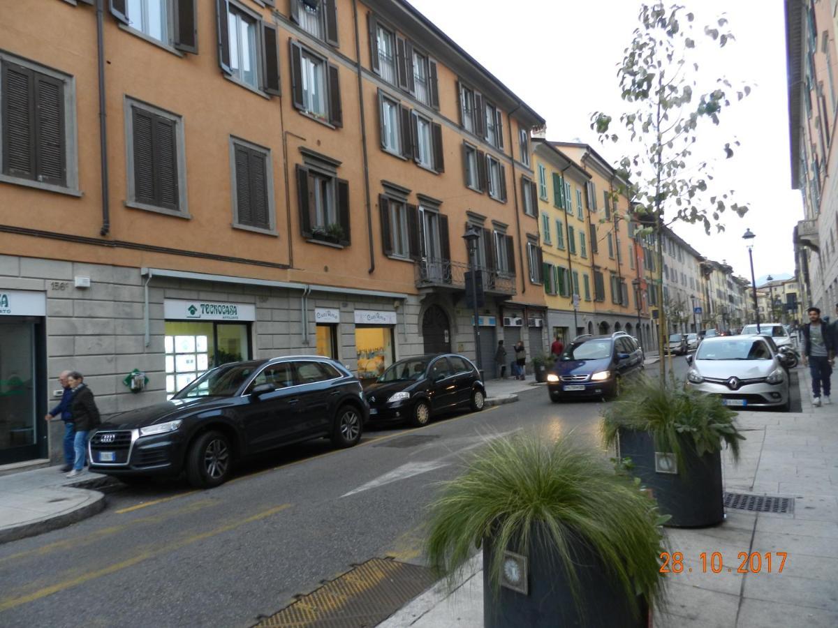 Cosy Central Flat Bérgamo Exterior foto